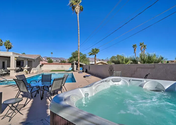 Putting Green And Pool Table Lake Havasu City Gem! Holiday home