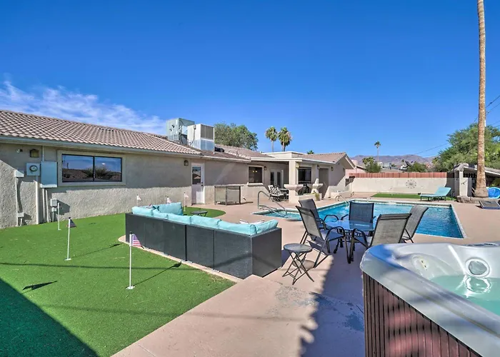 Putting Green And Pool Table Lake Havasu City Gem! Holiday home *