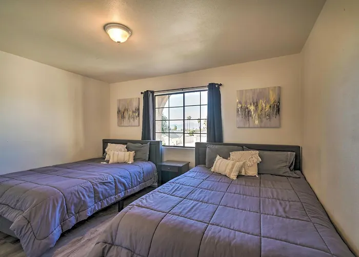 Holiday home Putting Green And Pool Table Lake Havasu City Gem! *