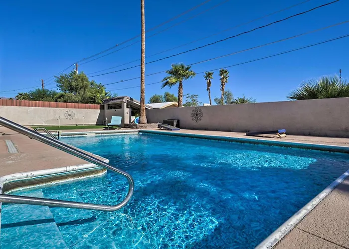 Putting Green And Pool Table Lake Havasu City Gem! *